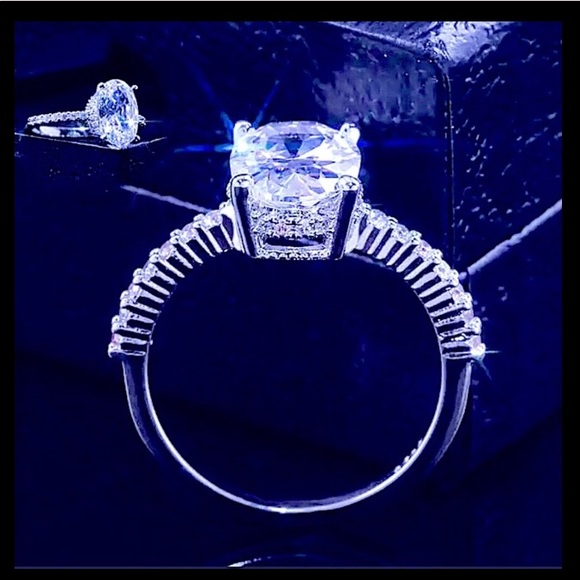 π New Simulated π Sterling Silver Zirconiaπ°πΌπ - Picture 4 of 8